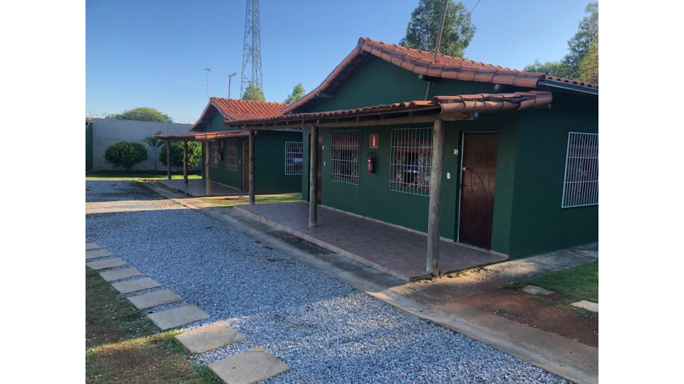 Área externa da clinica de recuperação em Baldim - MG. Na imagem é possivel ver um pouco da estrutura.